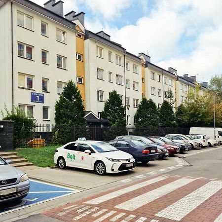 Studio Bielany With Home Office Near Metro Station By Noclegi Renters وارسو المظهر الخارجي الصورة